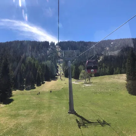 Zugspitzhaus Monika Lermoos