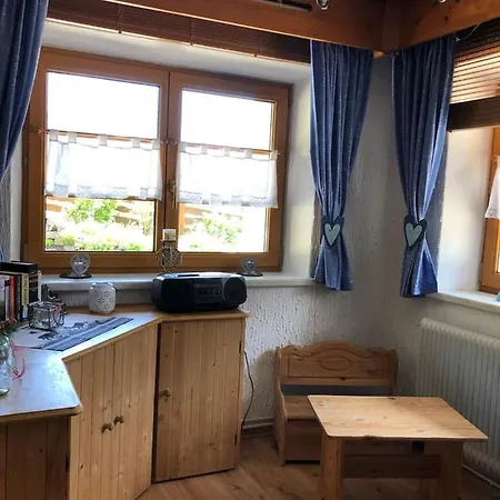 Zugspitzhaus Monika * Lermoos