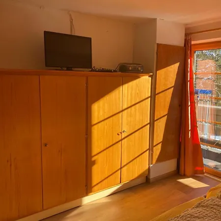 Апартаменты Zugspitzhaus Monika Лермос